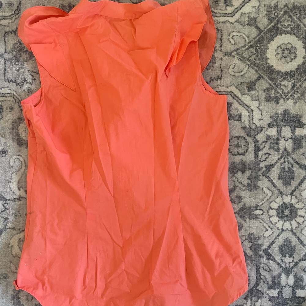 Sleeveless Ruffle Shirt - Picture 6 of 7